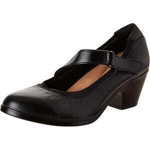 Clarks Women's Emily 2 Mabel Pump